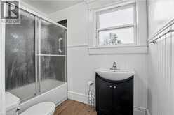 437 GARDEN Street | Cambridge Ontario | Slide Image Nineteen