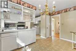 688 CHERRYWOOD Drive | Burlington Ontario | Slide Image Thirteen