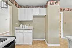 688 CHERRYWOOD Drive | Burlington Ontario | Slide Image Sixteen