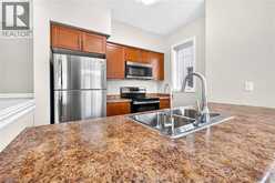 6 CHESTNUT Drive Unit# 84 | Grimsby Ontario | Slide Image Sixteen