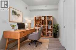 3200 DAKOTA Common Unit# B906 | Burlington Ontario | Slide Image Sixteen