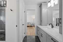 15 SAINT ANTHONY Place | Hamilton Ontario | Slide Image Thirty-three