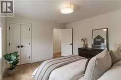 890 FOREST GLEN Avenue | Burlington Ontario | Slide Image Thirty