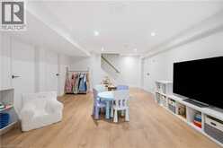 890 FOREST GLEN Avenue | Burlington Ontario | Slide Image Thirty-nine