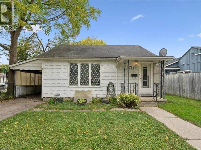 127 SPADINA Road E Kitchener Ontario, N2M 3X5 - 2 Bedrooms Home For Sale