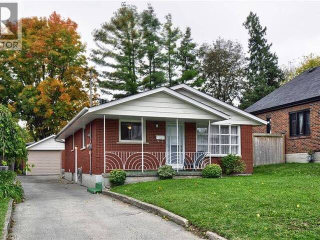 113 FIRST Avenue W Cambridge Ontario, N1S 2B5 - 3 Bedrooms Home For Sale