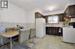 113 FIRST Avenue W | Cambridge Ontario | Slide Image Eight