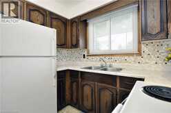 113 FIRST Avenue W | Cambridge Ontario | Slide Image Nine