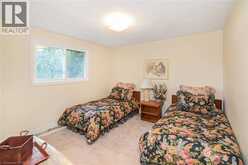 318 CAVENDISH Drive | Ancaster Ontario | Slide Image Twelve