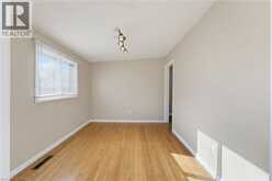 34 FIELDING Crescent | Hamilton Ontario | Slide Image Nine