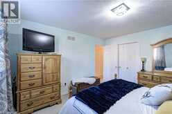 78 SULMONA Drive | Hamilton Ontario | Slide Image Sixteen