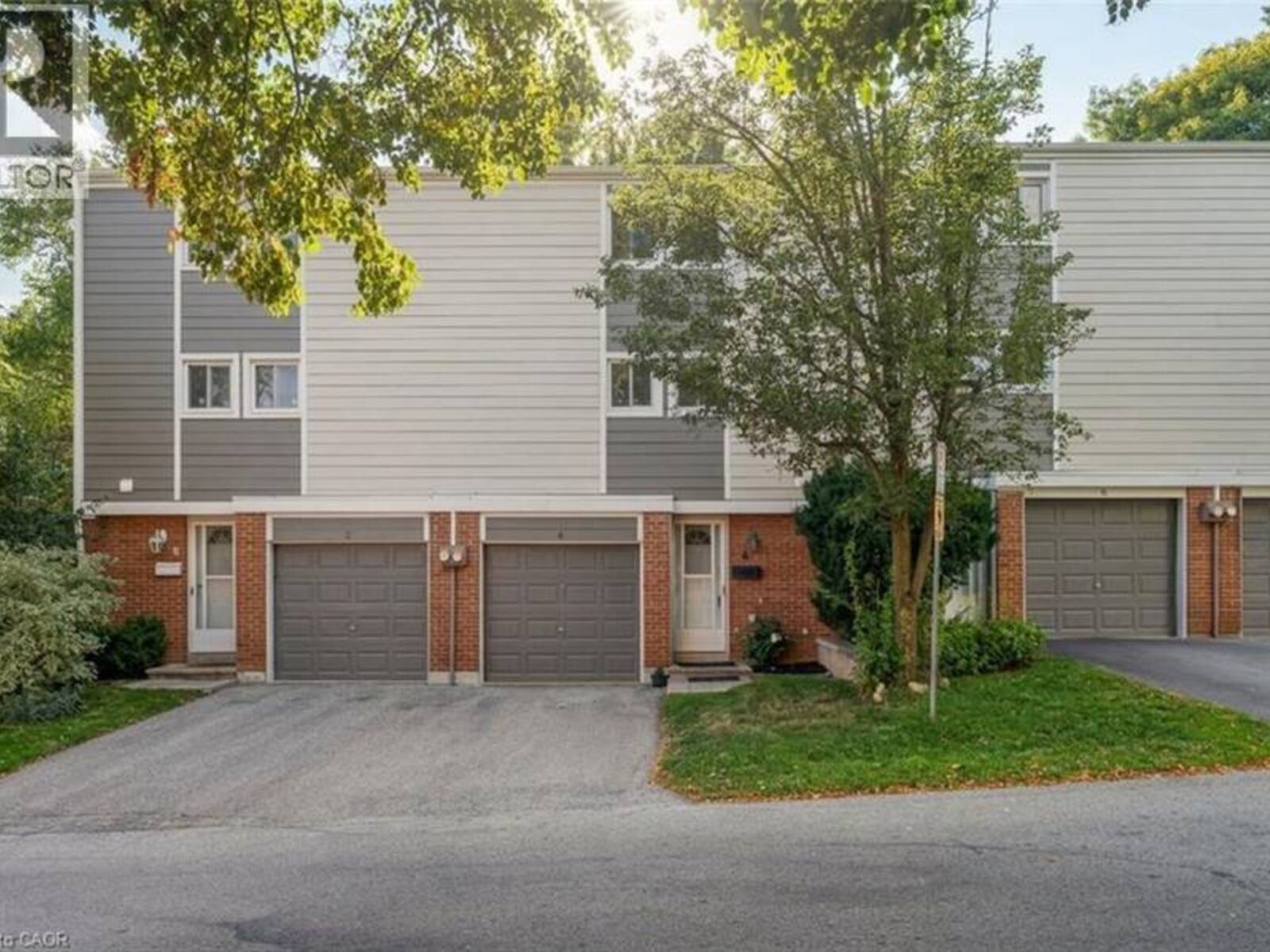 4 PATRICE Court, Dundas, Ontario L9H 5P5