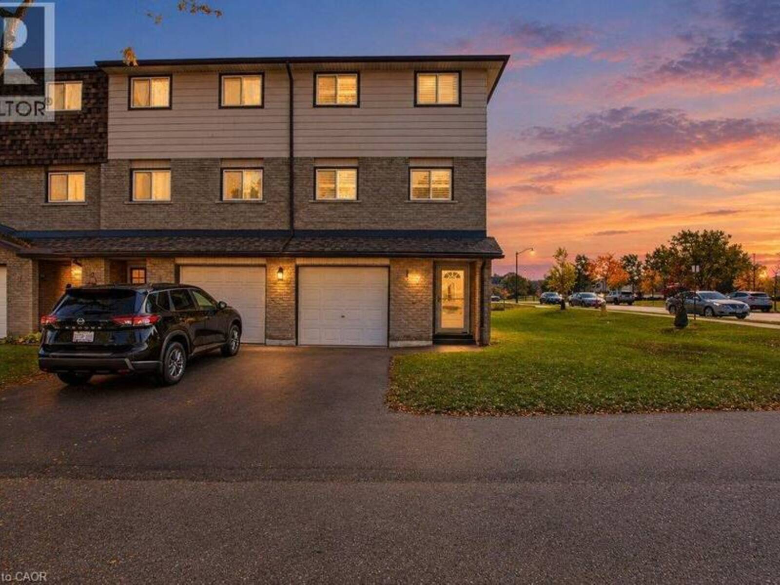 1455 GARTH Street Unit# 7, Hamilton, Ontario L9B 1T4