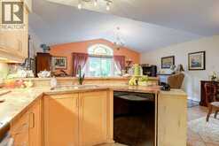 460 LAUSANNE Crescent | Waterloo Ontario | Slide Image Eleven