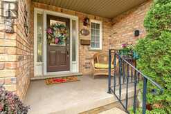 460 LAUSANNE Crescent | Waterloo Ontario | Slide Image Four