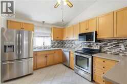 102 COVE Crescent | Hamilton Ontario | Slide Image Nine