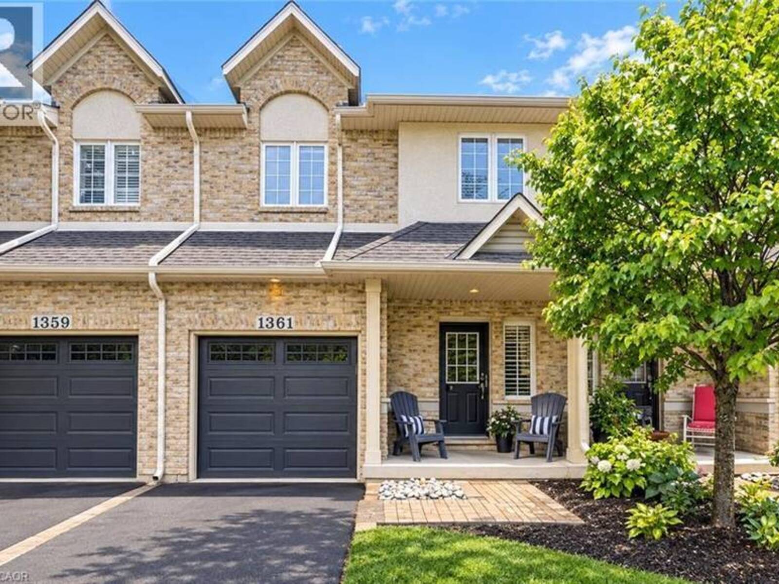 1361 STEPHENSON Drive, Burlington, Ontario L7S 2M4