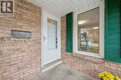 35 PEPPERWOOD Crescent | Kitchener Ontario | Slide Image Four