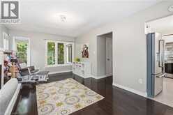 1 FENTON Drive | Waterdown Ontario | Slide Image Nineteen