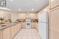 7 MILLINER Place | Fonthill Ontario | Slide Image Nine