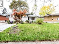 11 DUNCAIRN Avenue Kitchener Ontario, N2M 4S5