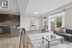 100 LINKS Crescent | Woodstock Ontario | Slide Image Fifteen