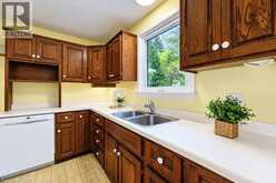 165 MCGARRY Drive | Kitchener Ontario | Slide Image Twelve