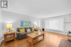 30 WESTWOOD Crescent | Cambridge Ontario | Slide Image Nine