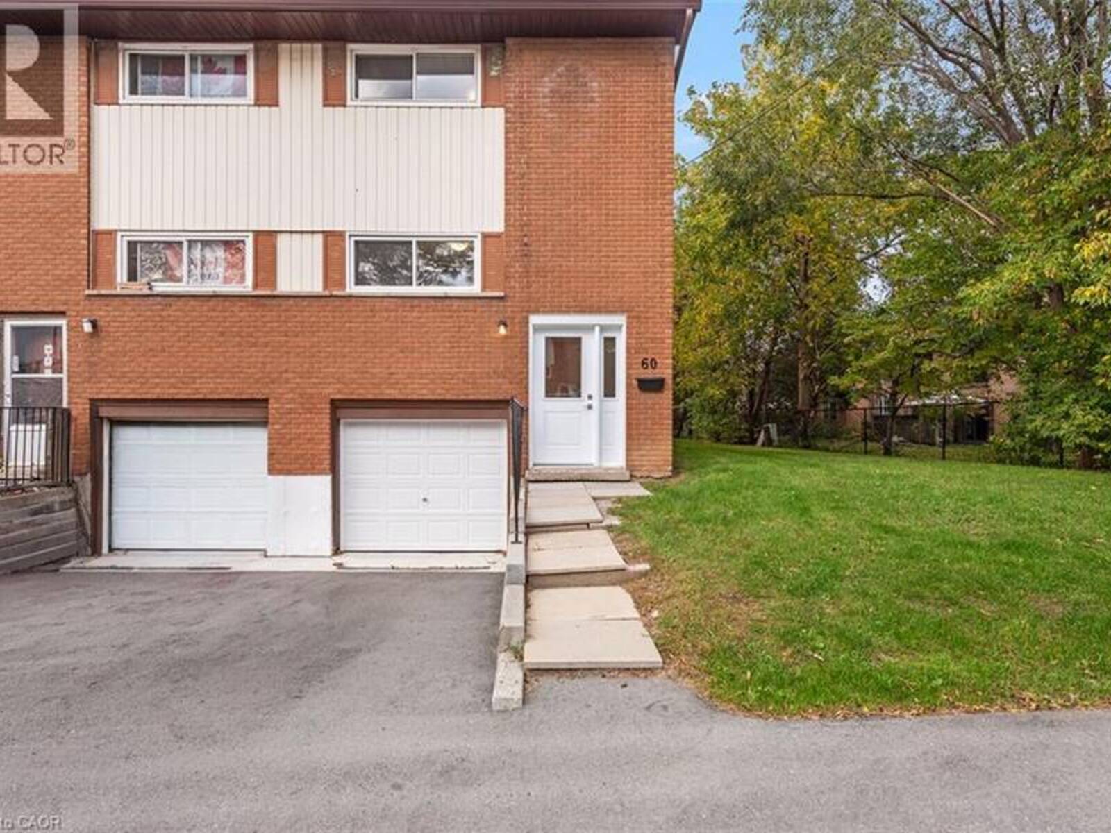 60 WOODMAN Drive N, Hamilton, Ontario L8H 2M5