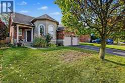 172 VALMONT Court | Ancaster Ontario | Slide Image Four