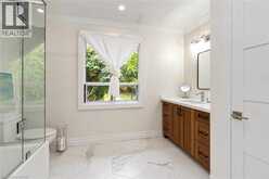 284 MAPLEDENE Drive | Ancaster Ontario | Slide Image Nine
