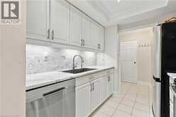 3100 KIRWIN Avenue Unit# Ph04 | Mississauga Ontario | Slide Image Nine