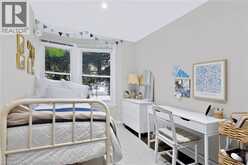 27 FORSYTH Avenue S | Hamilton Ontario | Slide Image Twelve