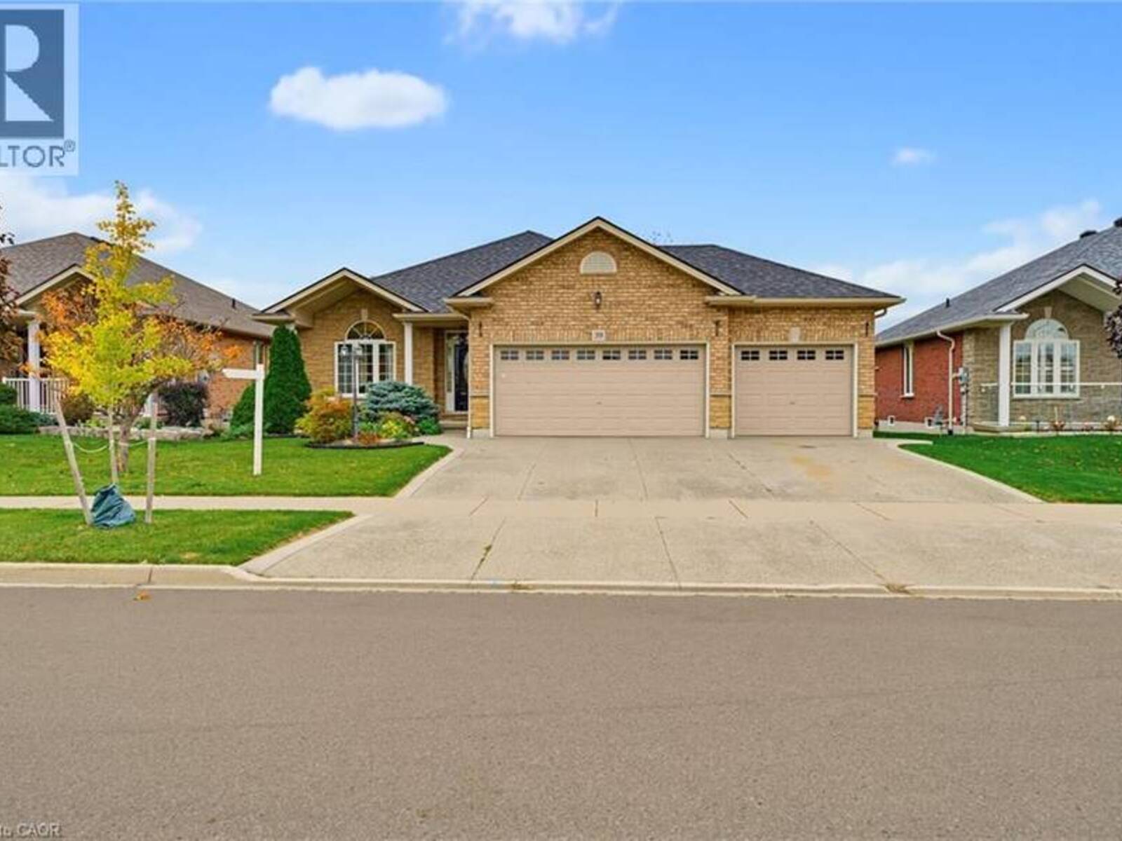 39 OAK Crescent, Hagersville, Ontario N0A 1H0