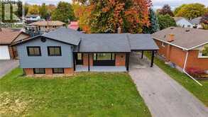 301 BROOKFIELD Boulevard | Dunnville Ontario | Slide Image Ten