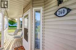 260 SILVERBIRCH Boulevard | Hamilton Ontario | Slide Image Three