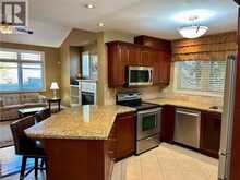 11 CARMICHAEL Trail | Ancaster Ontario | Slide Image Eleven