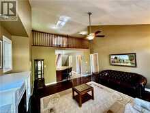 11 CARMICHAEL Trail | Ancaster Ontario | Slide Image Nine