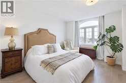 60 STARLING Drive | Hamilton Ontario | Slide Image Nineteen
