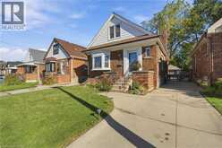 143 HUXLEY Avenue S | Hamilton Ontario | Slide Image Two