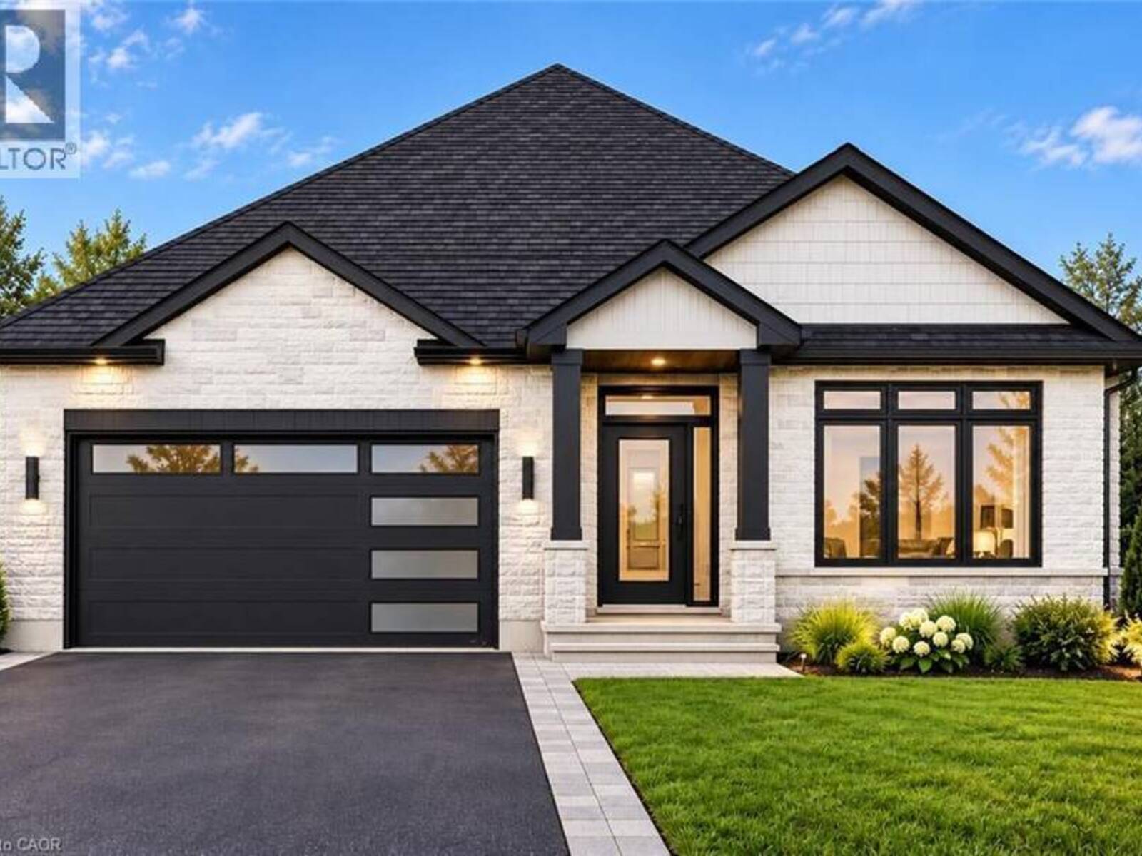 24 TUPELO Crescent, Elmira, Ontario N3B 0G1