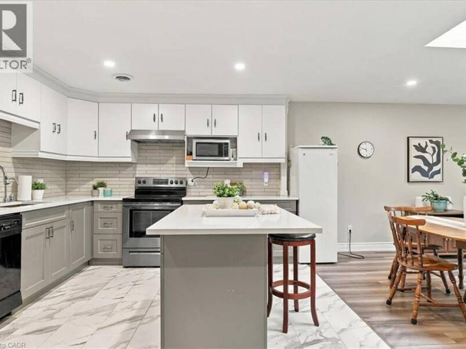 200 RIVER Street Unit# 405, Fergus, Ontario N1M 3H8