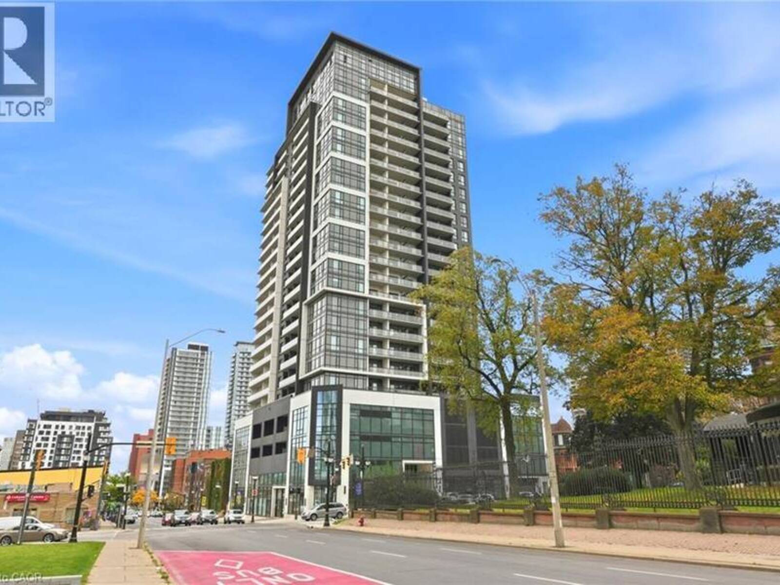 15 QUEEN Street S Unit# 704, Hamilton, Ontario L8P 3R4