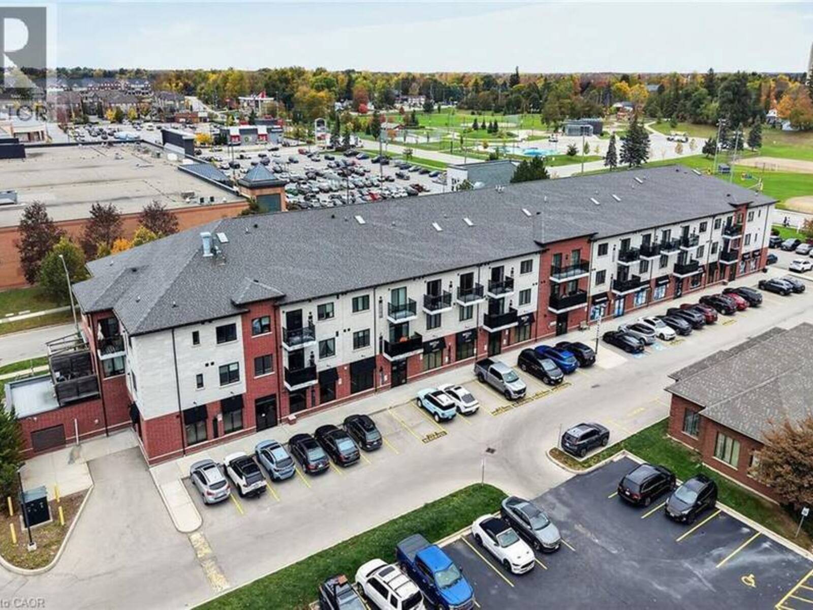 170 ROCKHAVEN Lane Unit# 207, Waterdown, Ontario L8B 1B5