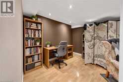 76 GOLDEN ORCHARD Drive | Hamilton Ontario | Slide Image Thirty-one