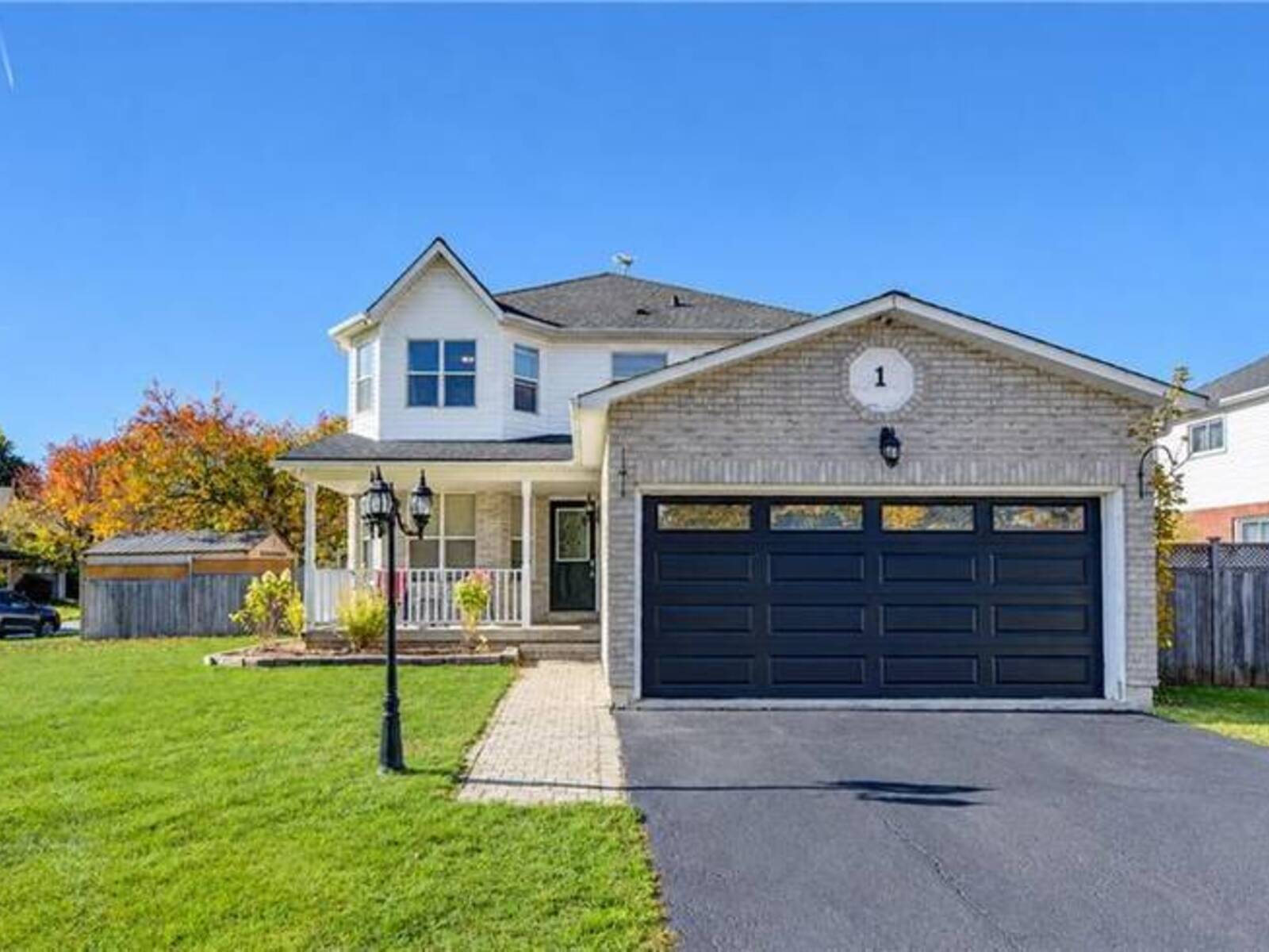 1 BROOM Street, Ayr, Ontario N0B 1E0