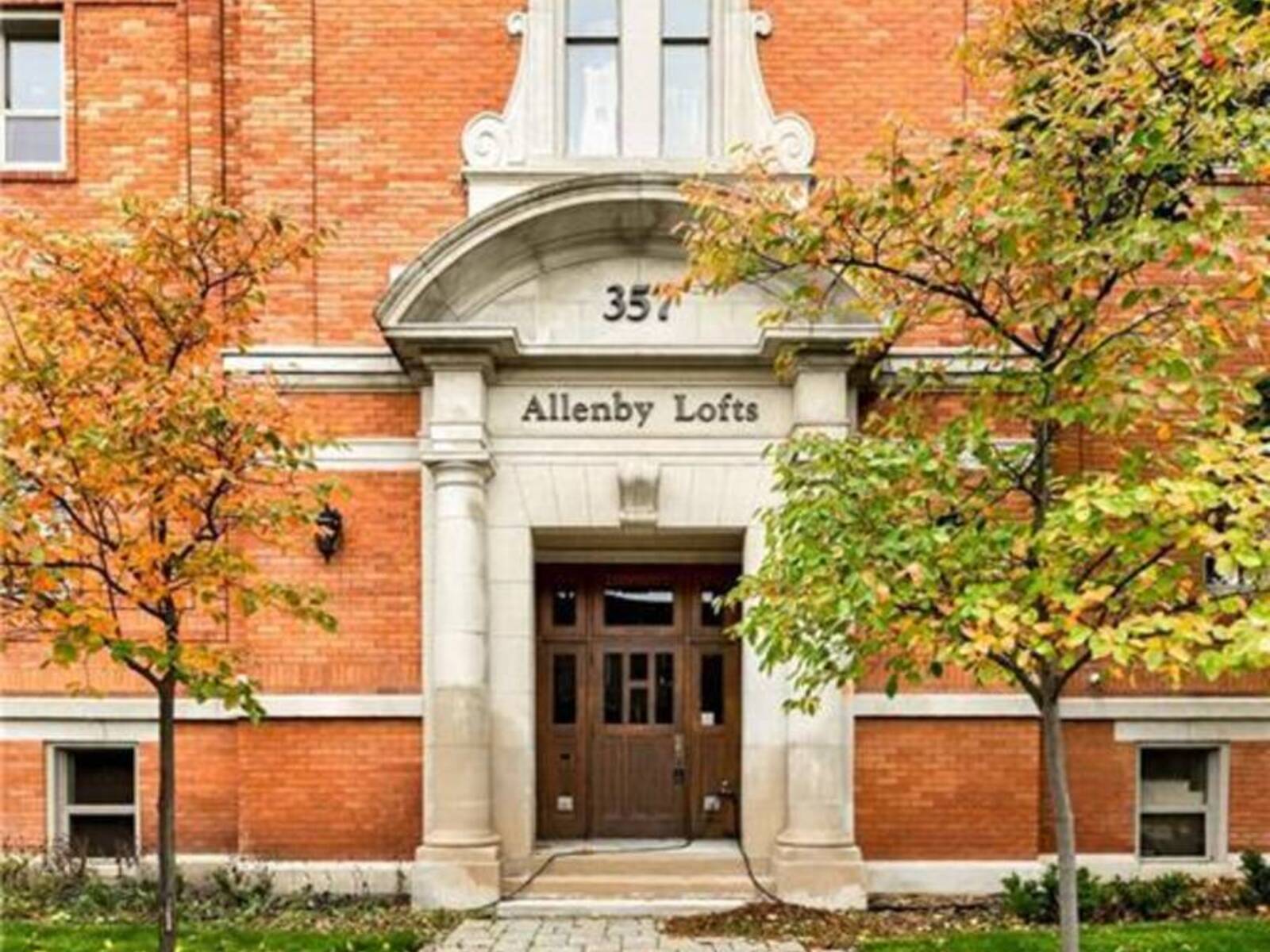 357 HUNTER Street W Unit# 13, Hamilton, Ontario L8P 1S6