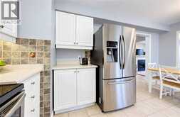 24 WHITE SANDS Court | Kitchener Ontario | Slide Image Twelve