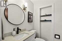 29 WOODSIDE Drive | Hamilton Ontario | Slide Image Thirteen