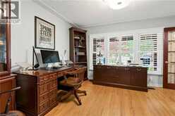 29 WOODSIDE Drive | Hamilton Ontario | Slide Image Fifteen